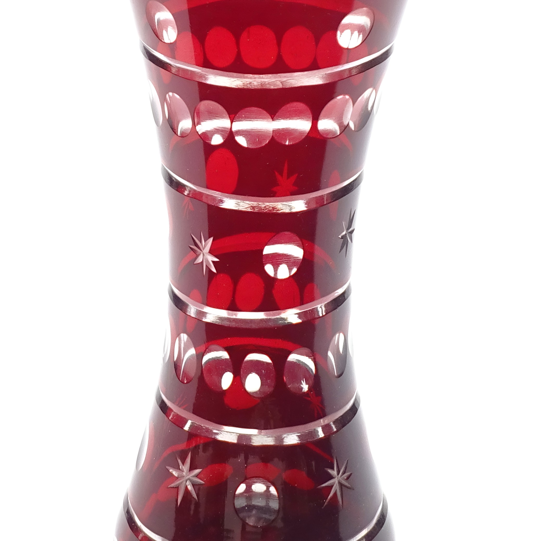 Kristallvase, Glasschneiderbehälter, Bohemia Rote Sanduhrvase, Vintage Wohnkultur, Elegantes Herzstück Zur Präsentation